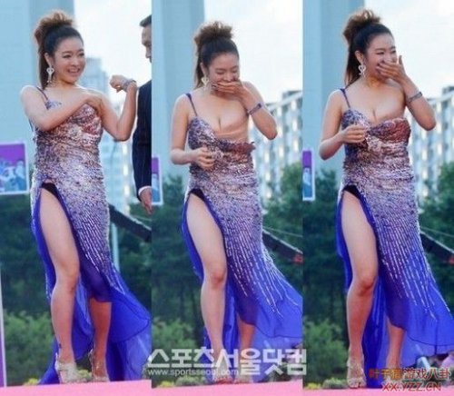 韩女星军服崩坏E奶走光露点