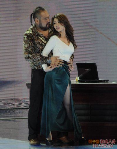 �е�Ը�ˣ���˿����Ϯ��Ů��̸��