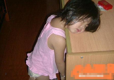 ��ʱ��ض���˯�ŵı��� ���౦��