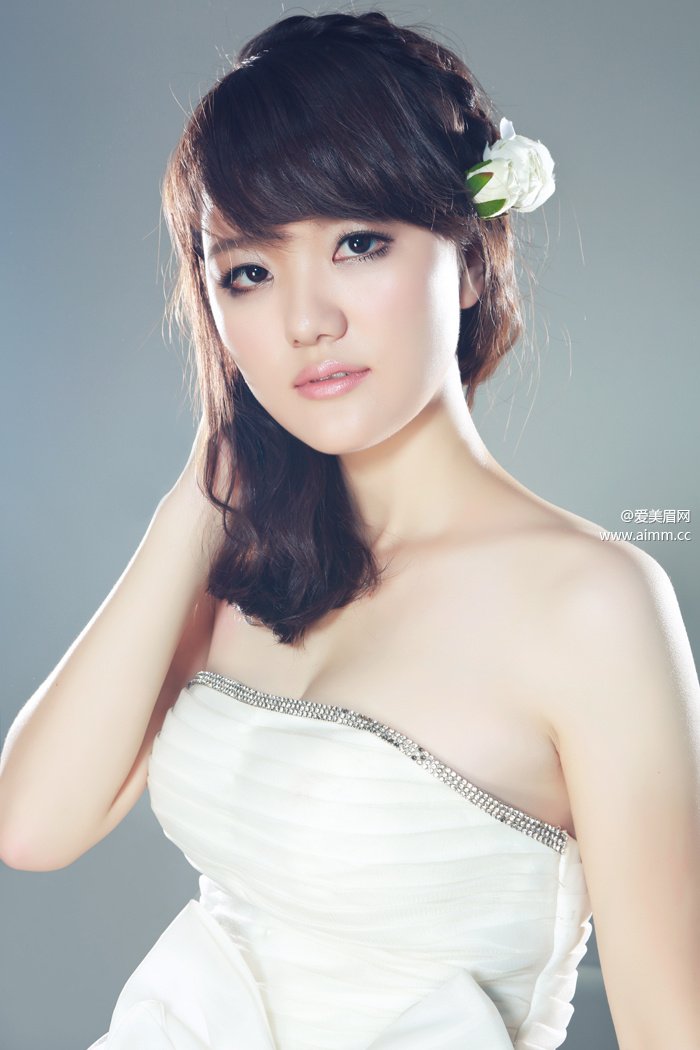 С��ˬ�������ŵ�ױд��