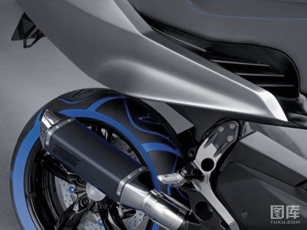 BMW�����ٿ˴�Concept C�ػ���