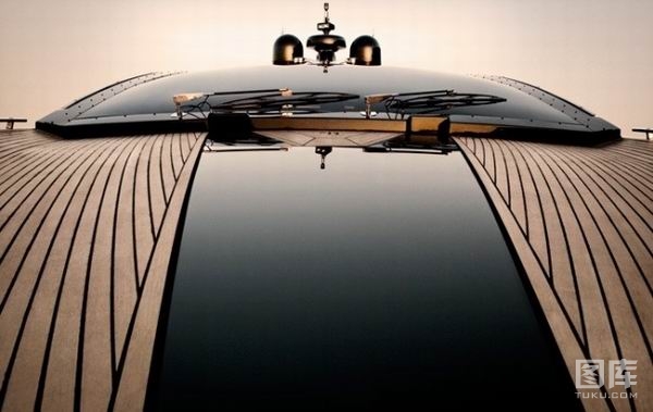 ����������ͧ ���������Hedonist����