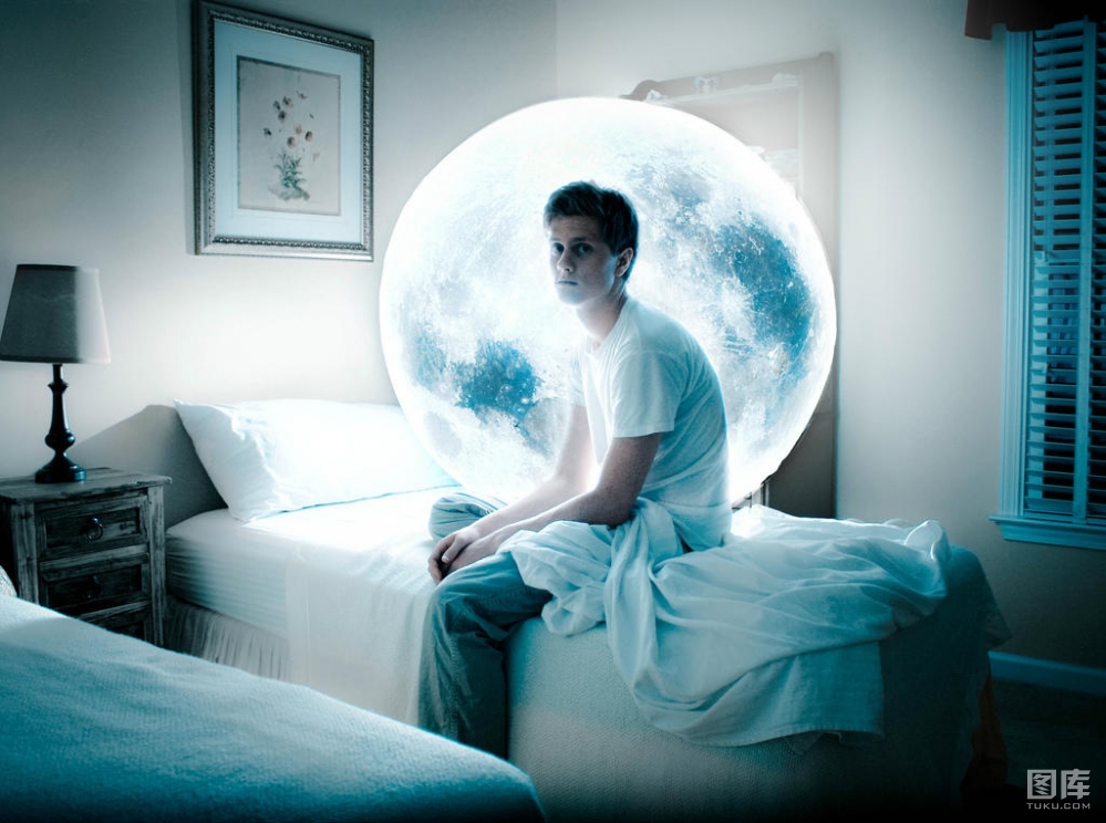 Stephen Criscolo�λ�ɫ���������