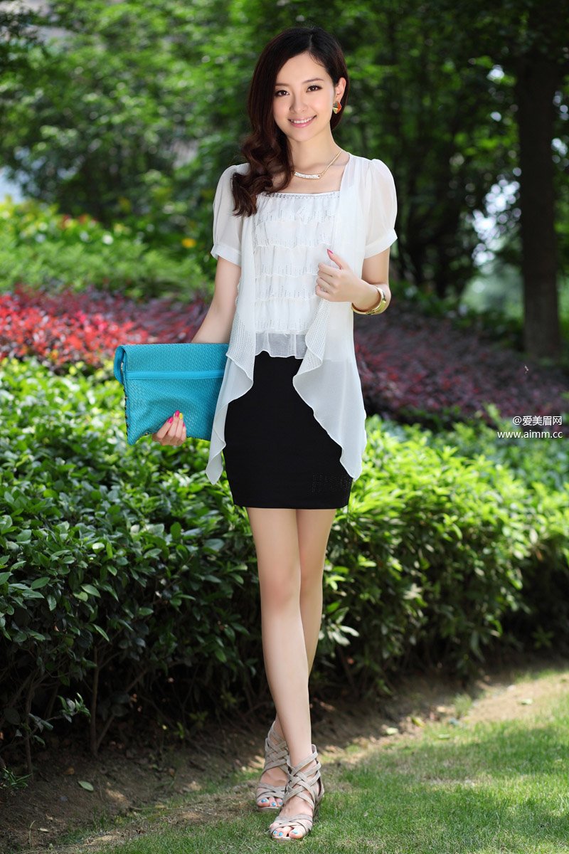 ���������˼伫�и�����Ů